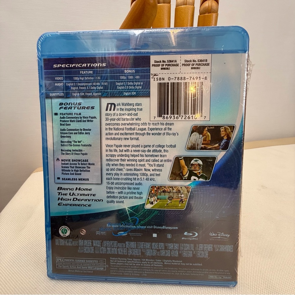 Invincible Unopened BluRay DVD - Picture 2 of 9